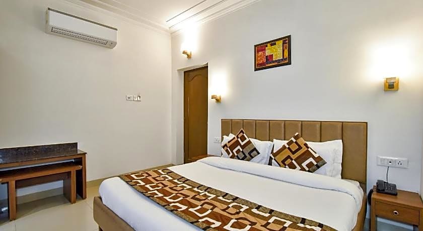 Hotel Sapphire Opposite Golden Temple