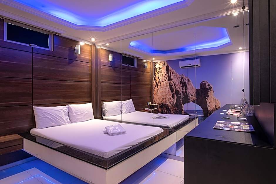 Motel Fantasy 2 (Adult Only)