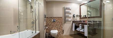 Korineum Golf & Beach Resort - Alojamientos en KYRENIA