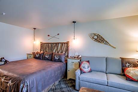 King Room with Mountain View