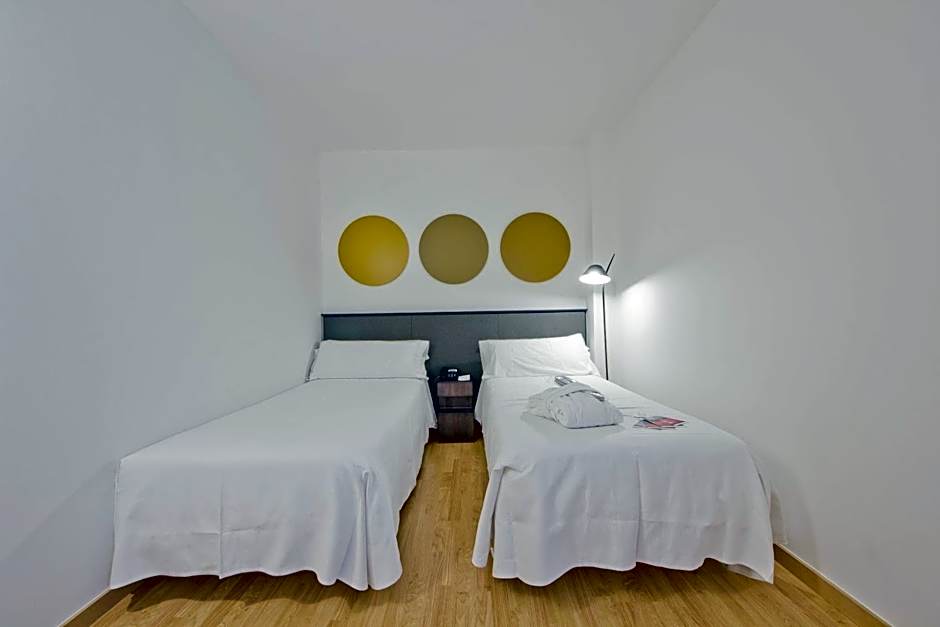 Aparthotel Atenea Valles