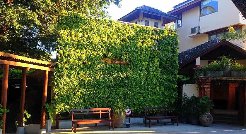 Montien House Hotel