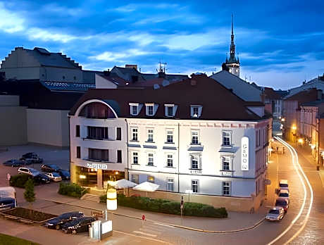 Hotel Trinity