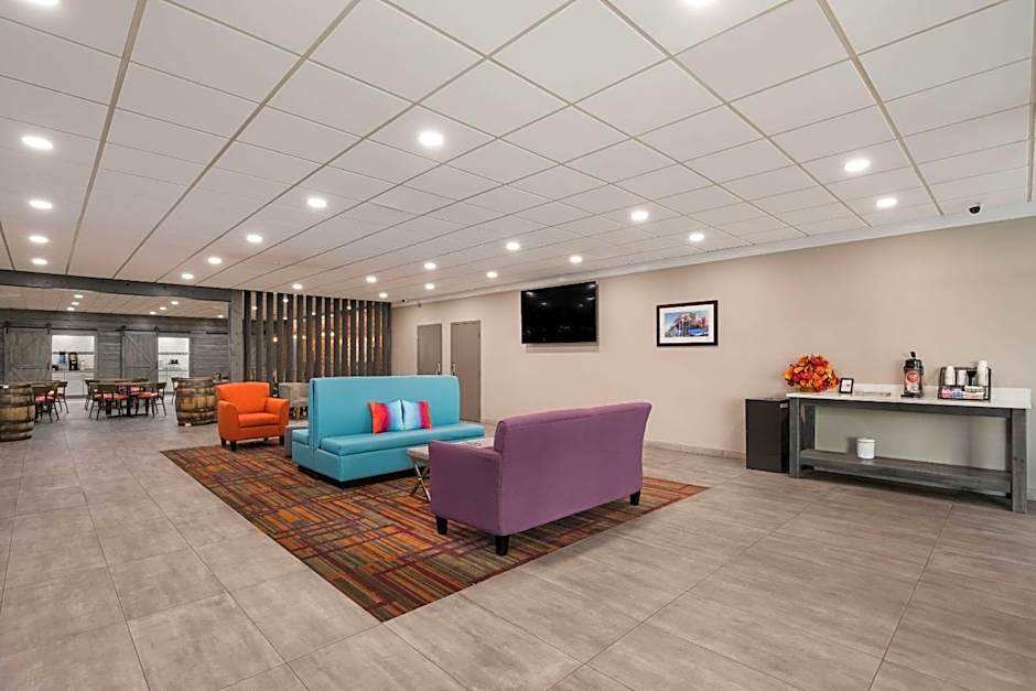 Clarion Hotel And Conference Center - Joliet