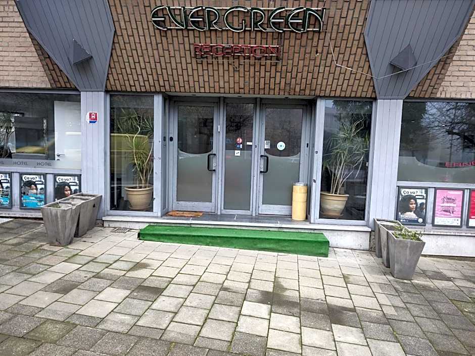 Hotel Evergreen