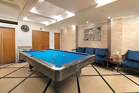 Hanoi Backpackers Hostels Rooftop Bar