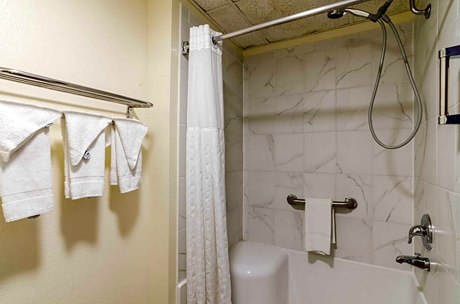 Quality Inn Arkansas City North