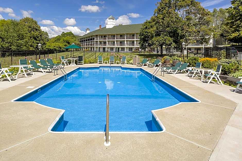 Fairbanks Inn