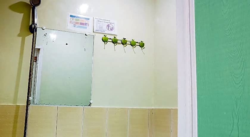 RedDoorz @ D128 Lodge Cagayan Valley