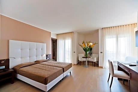 Comfort Triple Room