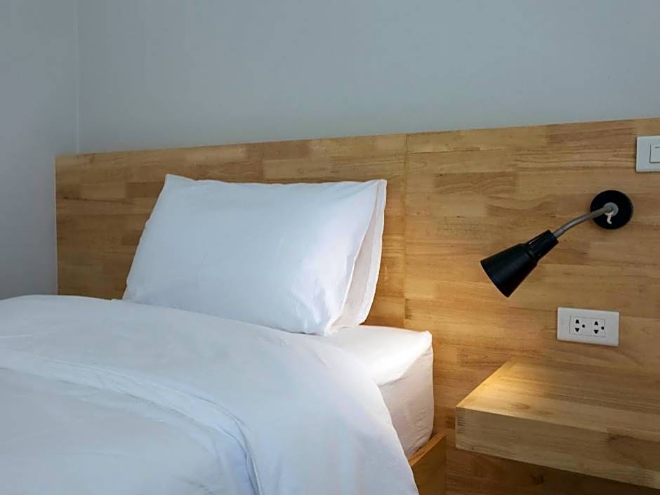 Esy Hotel