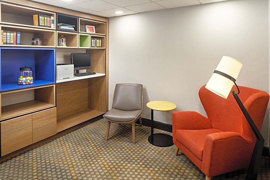 Holiday Inn Cheshire - Southington By IHG