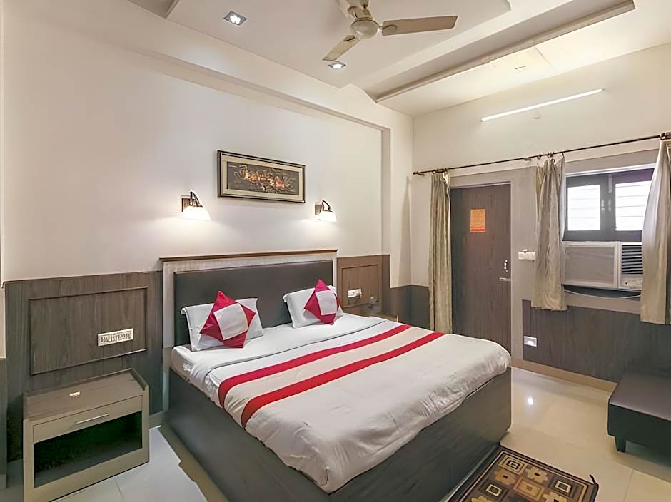 HOTEL SIDHARTHA (600 meters from Taj Mahal)