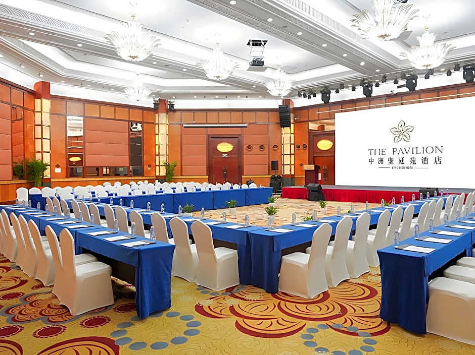 The Pavilion Hotel – Shenzhen, IA