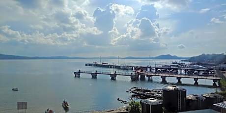 Family Room with Sea View
