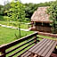 Eastcott Lodges