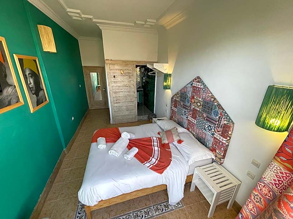 Mama Souiri Hotel