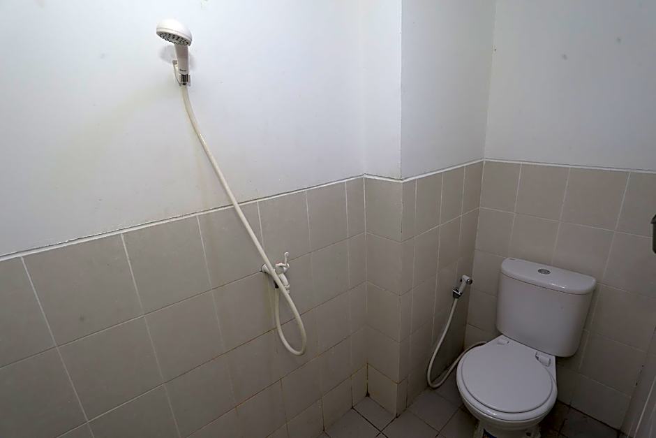 Collection O 93750 Luxury Rooms @ Urbantown Serpong