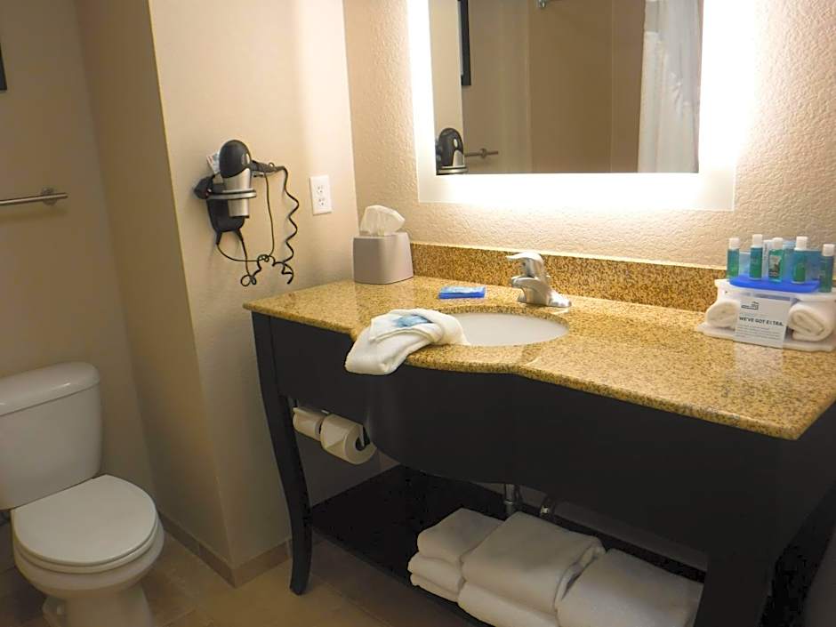 Holiday Inn Express West Jefferson By IHG