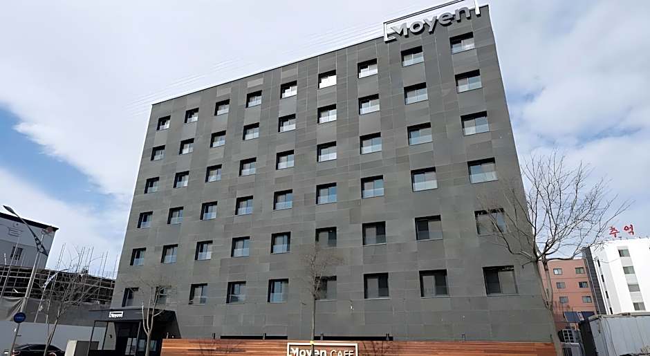 Moyen Hotel Sokcho