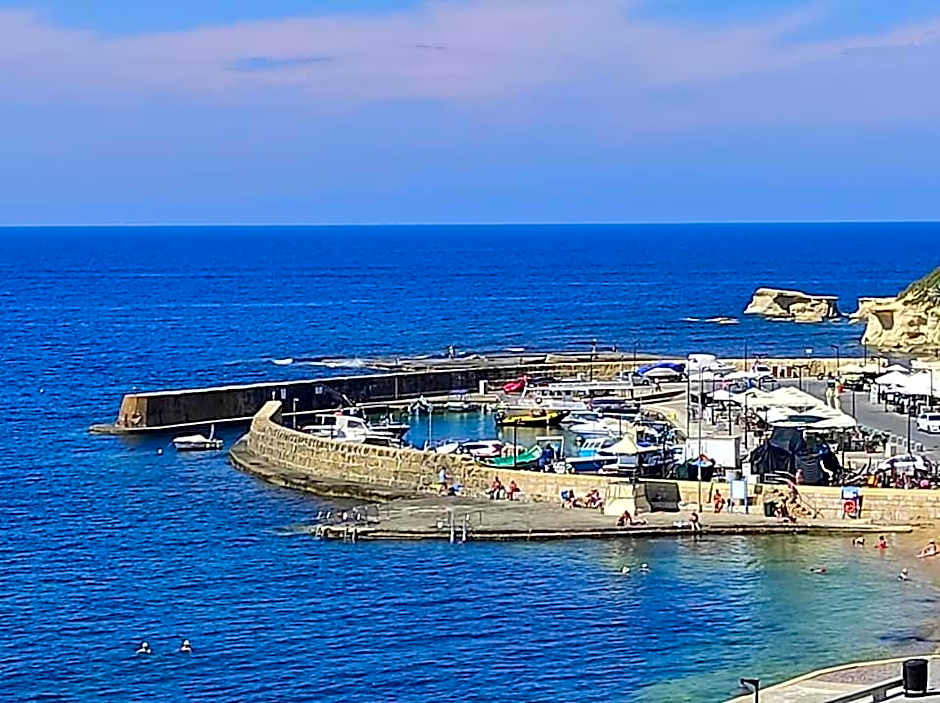 La Playa Hotel