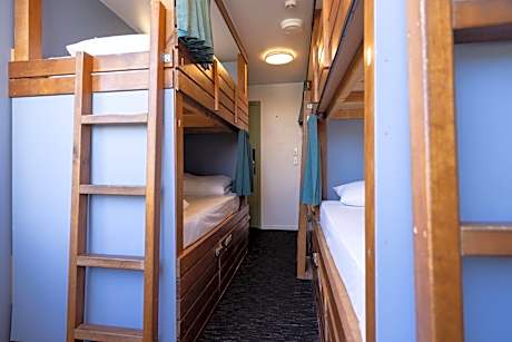 Bed in 6-Bed Mixed Dormitory Room