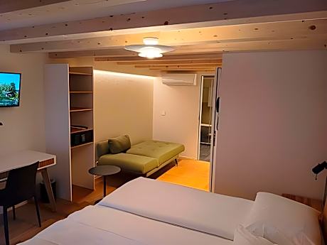 Double Room Premium With Bath