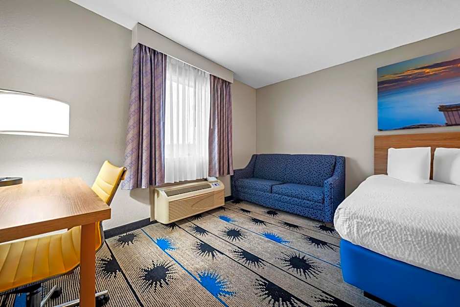 Days Inn by Wyndham Troy