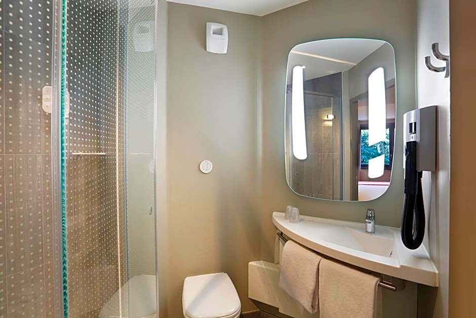 ibis Le Mans Est Pontlieue