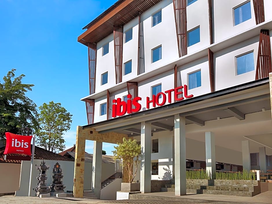Ibis Bali Legian Street
