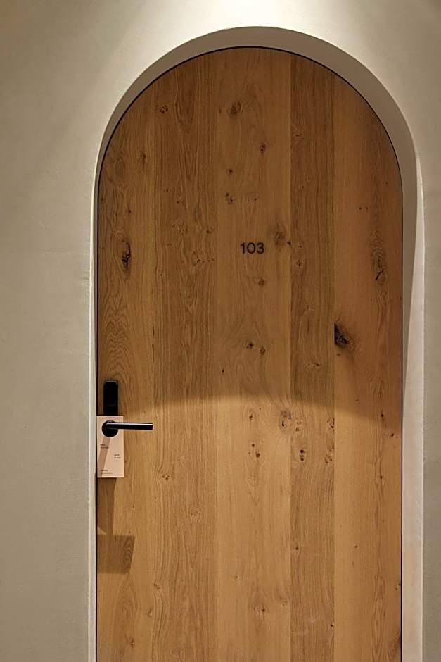 fink Restaurant & Suites