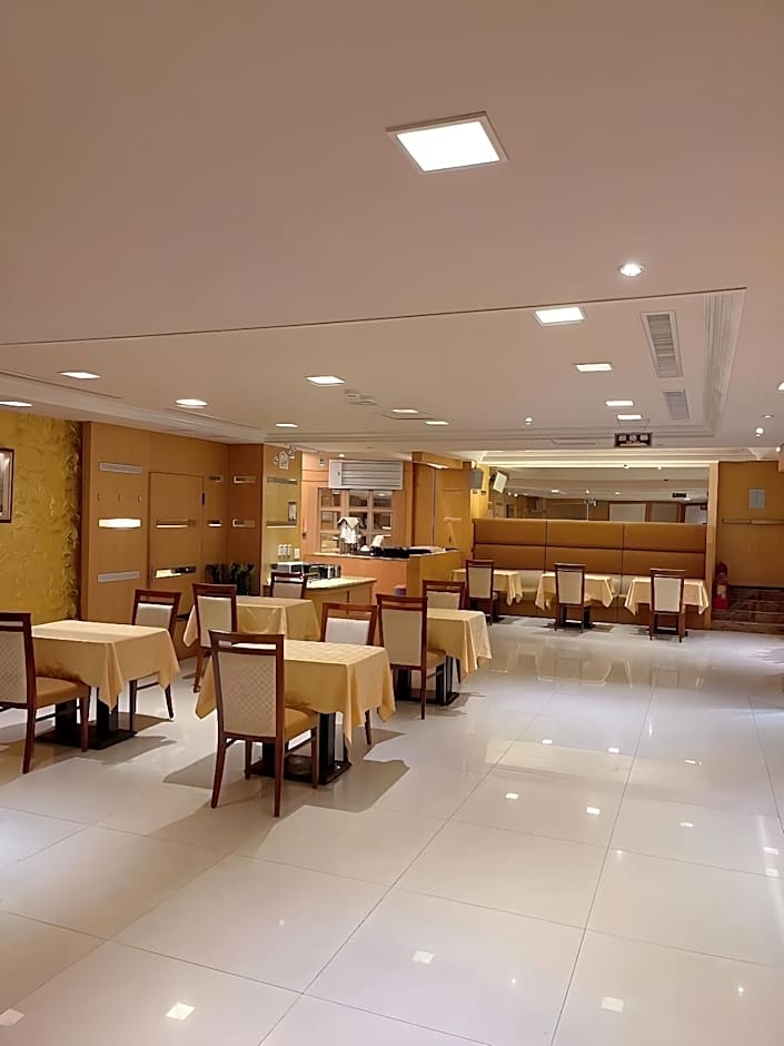 Duke Business Hotel