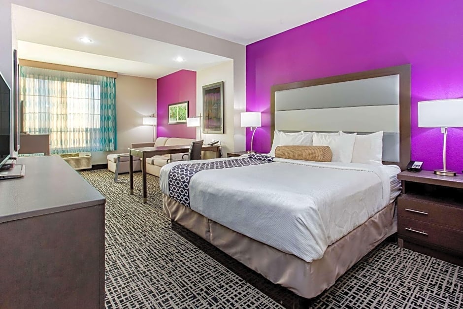 La Quinta Inn & Suites by Wyndham Springfield