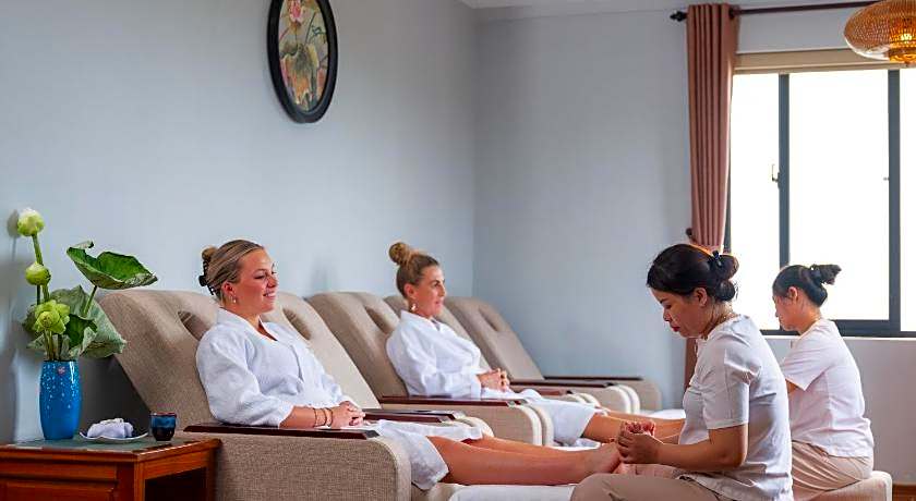 Shining Riverside Hoi An Boutique & Spa