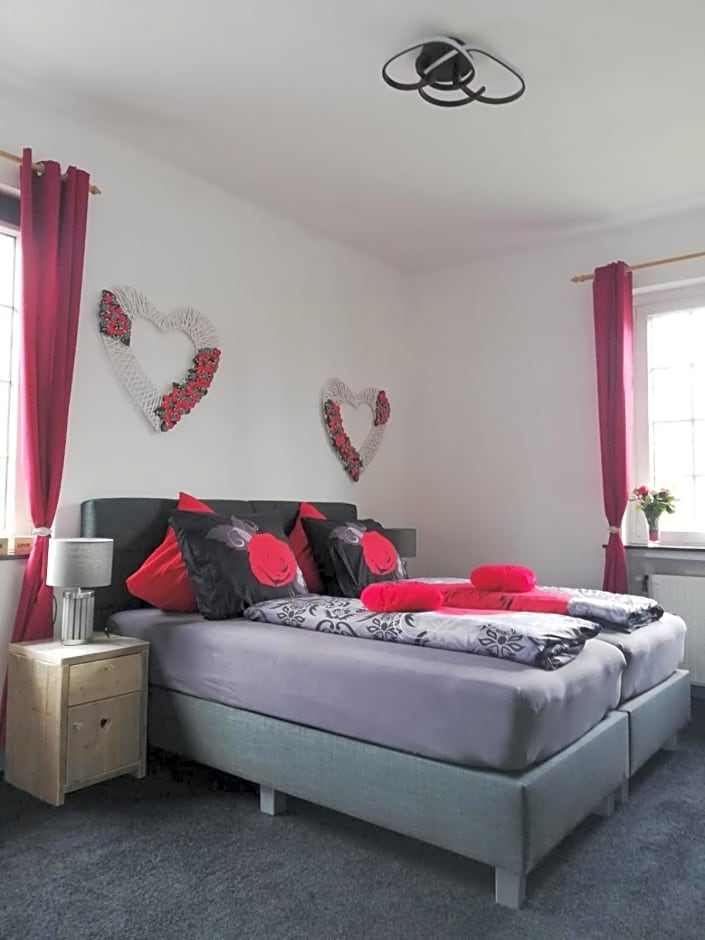 Bed und Breakfast "Die Perle von Gronau"