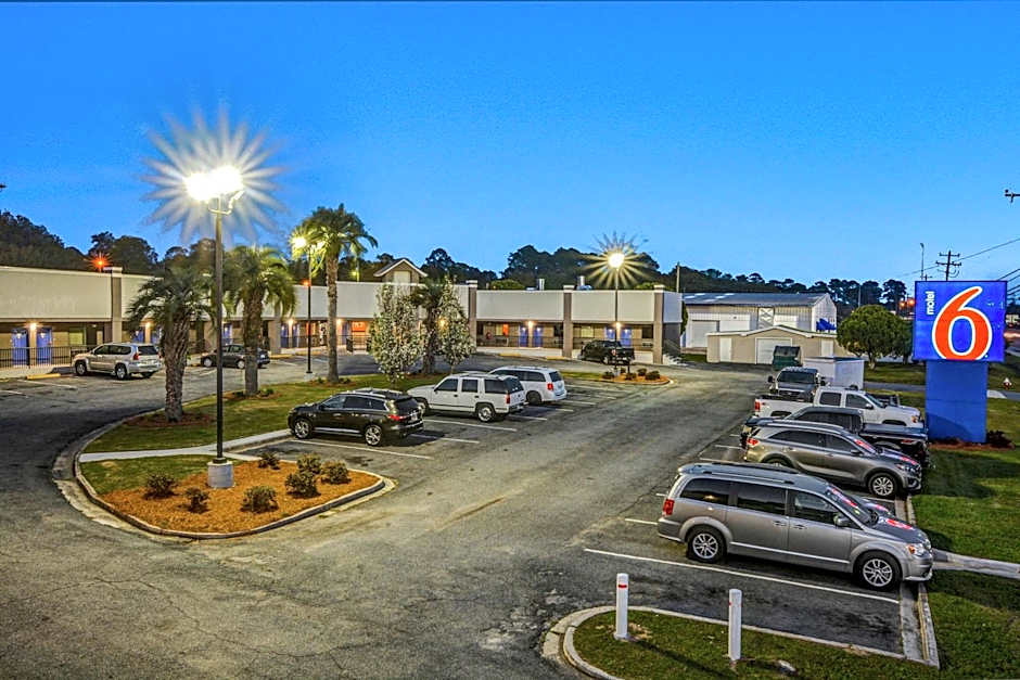Motel 6-Moultrie, GA