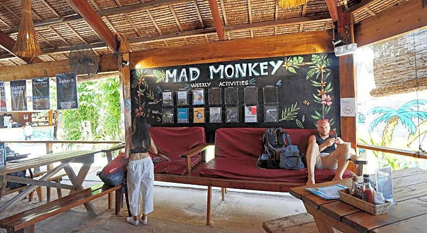 Mad Monkey Hostel Siargao