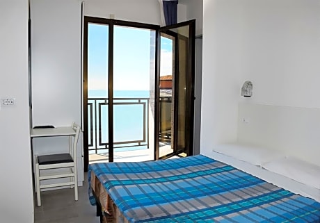 Standard Double or Twin Room with Sea View