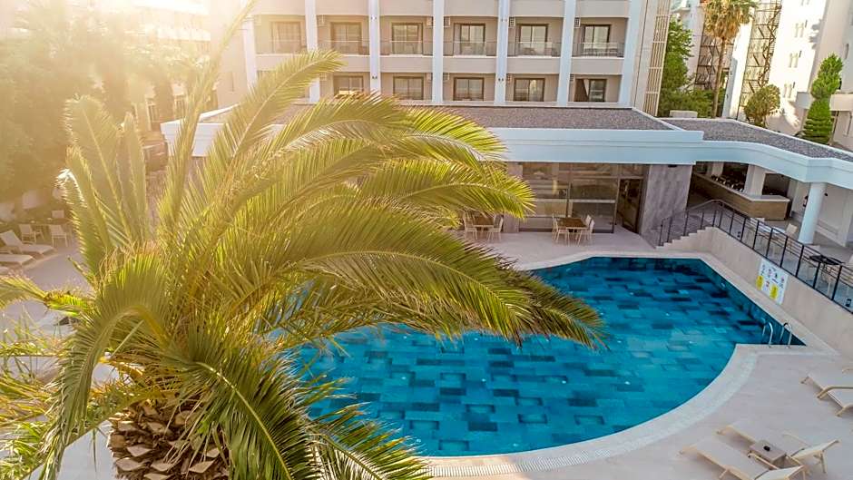 Premier Nergis Beach & SPA