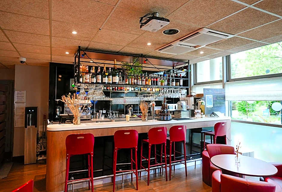 Hotel Campanile Roissy