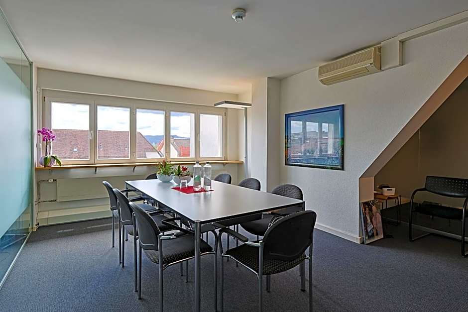 Royal Hotel - Urban Living