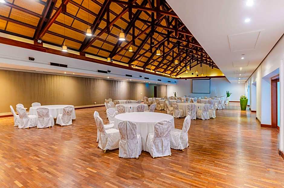 Crystals Beach Resort Belle Mare, a member of Radisson Individuals