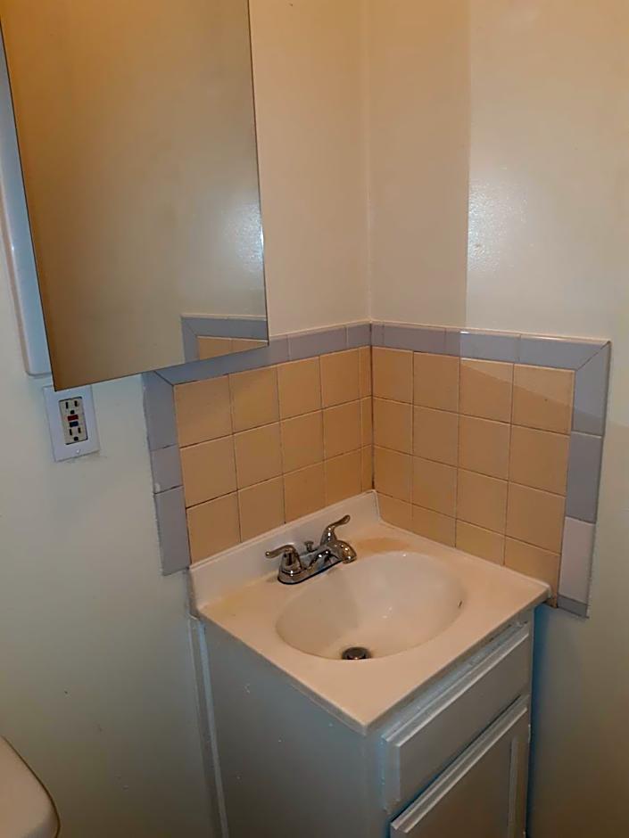 Pads on Pasadena Ave