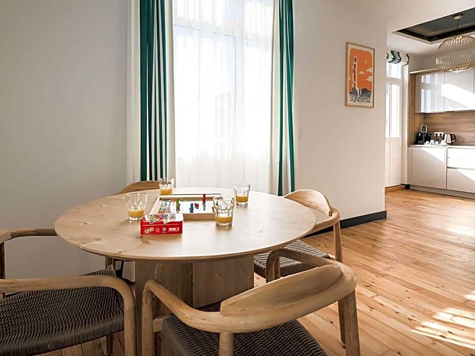 MADISON Saint Jean de Luz - Handwritten Collection