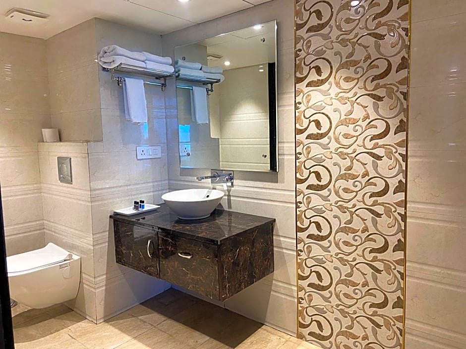 Hotel Signature Grand