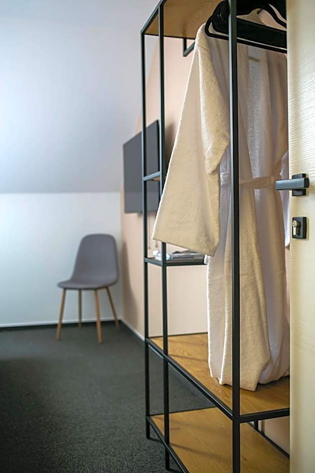 Golden Golem hotel & Spa