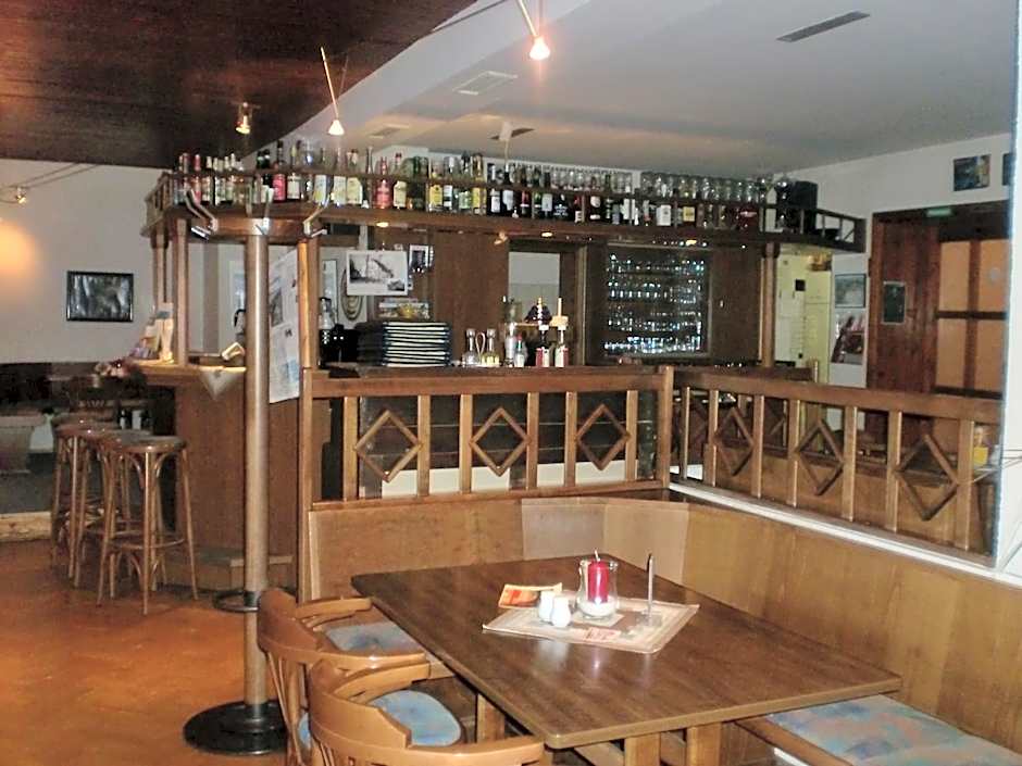 Hotel & Restaurant "Zum Firstenstein"