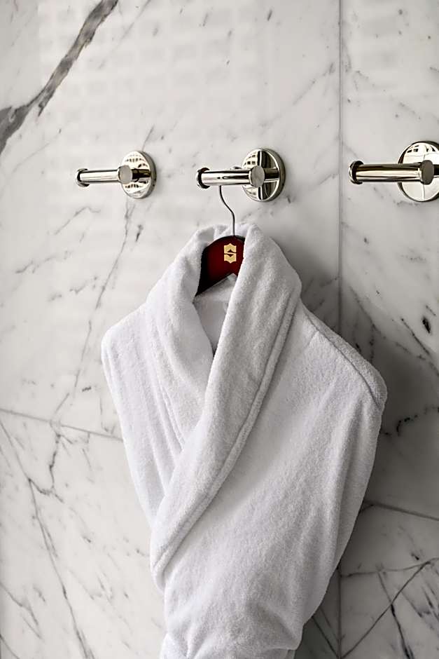 Shangri-La Hotel Toronto