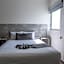SR Hotel