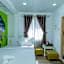 Ken's Backpackers Hotel
